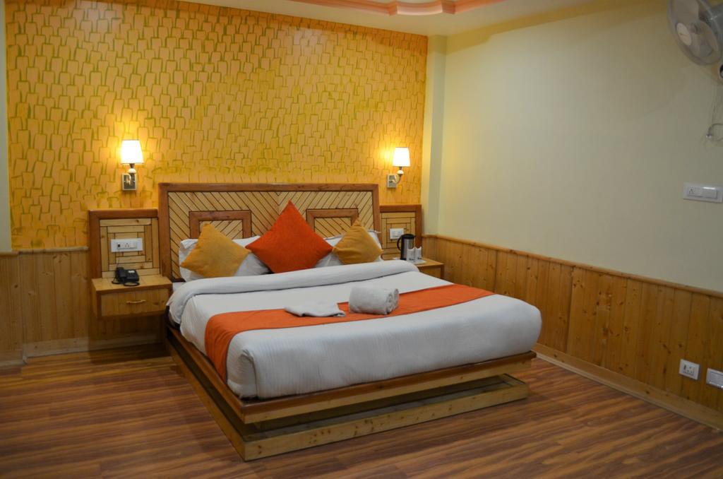 Gezellig Inn - Tree Hill Cottages & Kanyal Villas Manāli Dış mekan fotoğraf