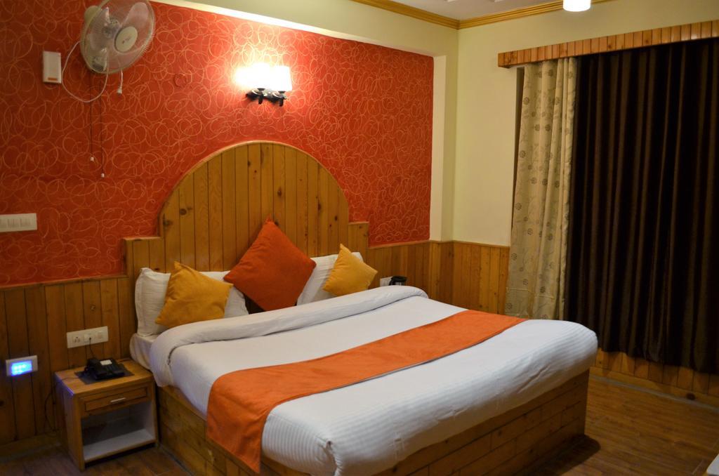 Gezellig Inn - Tree Hill Cottages & Kanyal Villas Manāli Dış mekan fotoğraf