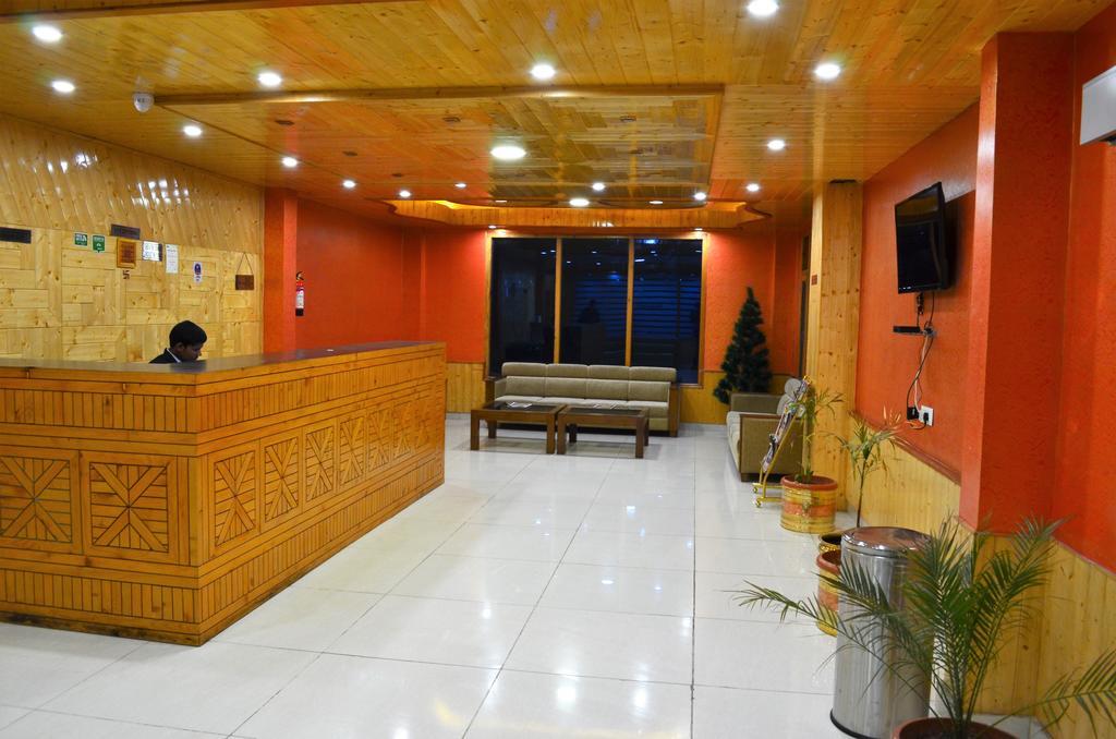 Gezellig Inn - Tree Hill Cottages & Kanyal Villas Manāli Dış mekan fotoğraf